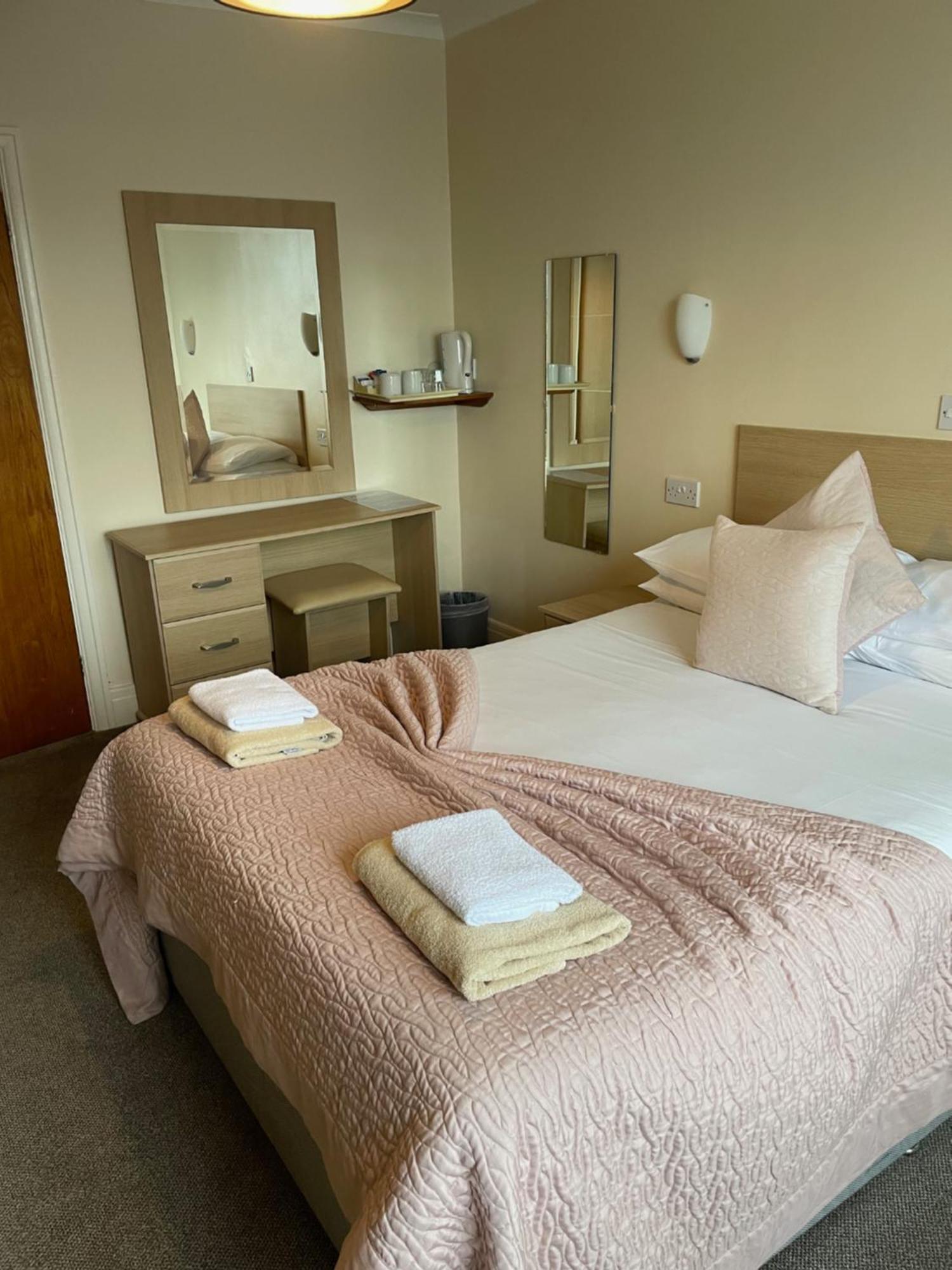 Merlewood Hotel Saundersfoot Buitenkant foto