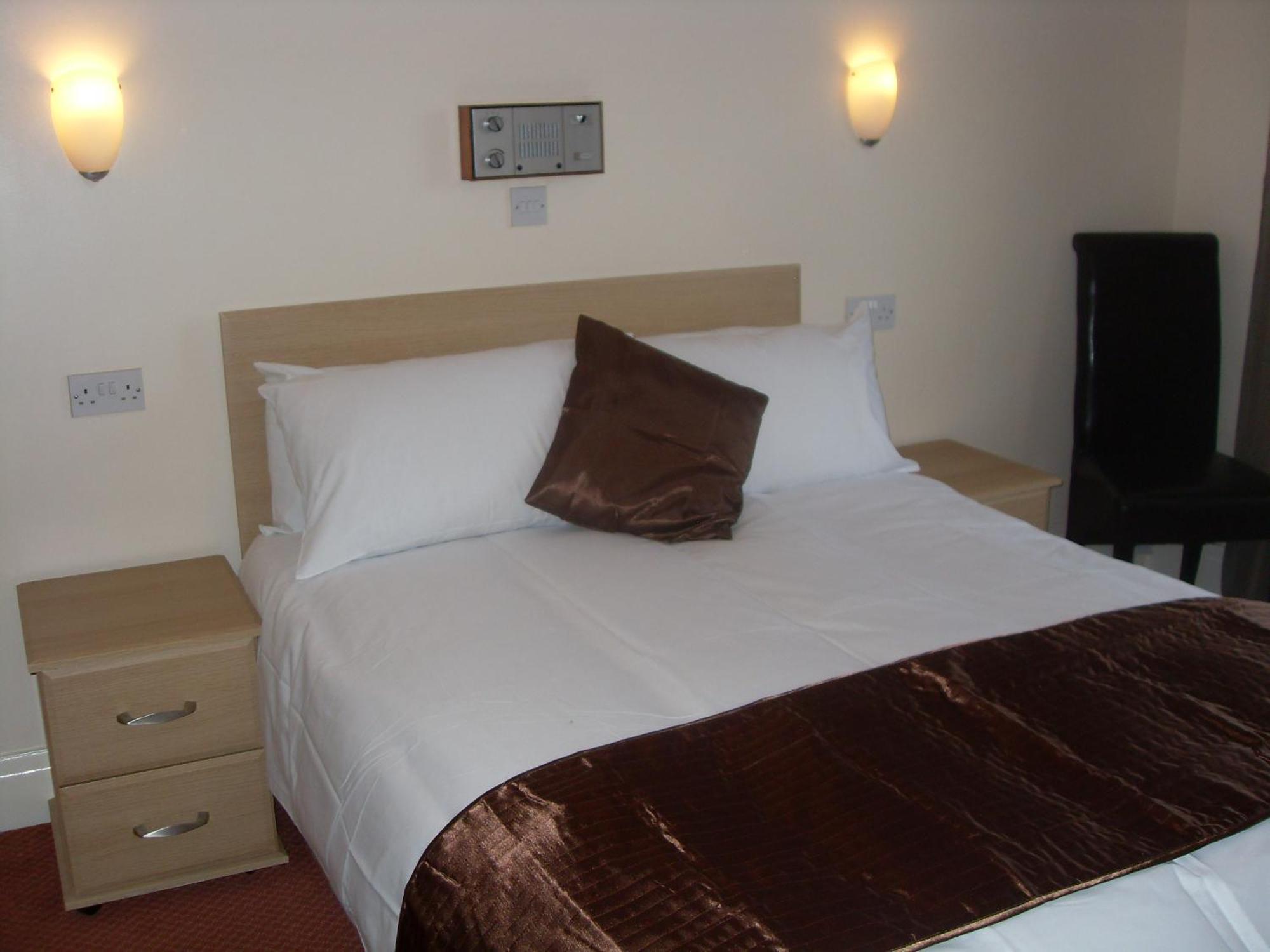 Merlewood Hotel Saundersfoot Buitenkant foto